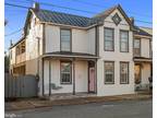 112 S Lawrence St, Charles Town, WV 25414