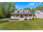 1341 Holly Vista Dr, Colonial Beach, VA 22443