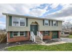 109 maplewood dr Dover, PA -
