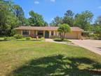 537 N Seton Ave, Lecanto, FL 34461