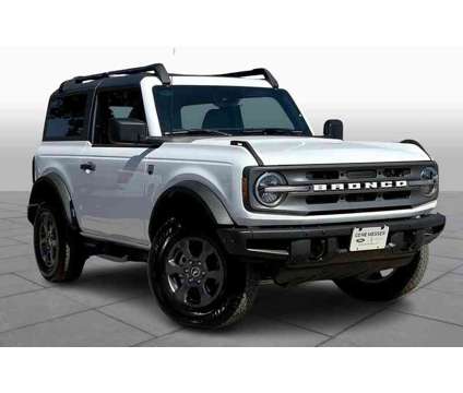 2023UsedFordUsedBroncoUsed2 Door 4x4 is a White 2023 Ford Bronco Car for Sale in Lubbock TX