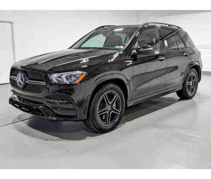 2022UsedMercedes-BenzUsedGLEUsed4MATIC SUV is a Black 2022 Mercedes-Benz G SUV