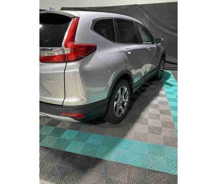 2017UsedHondaUsedCR-VUsedAWD is a Silver 2017 Honda CR-V Car for Sale in Brunswick OH