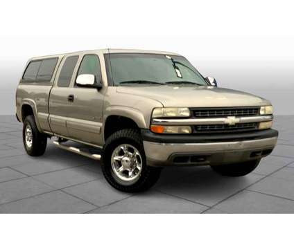 2000UsedChevroletUsedSilverado 2500 is a Grey 2000 Chevrolet Silverado 2500 Car for Sale