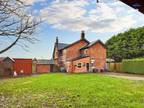 3 bedroom farm house for sale in Old House Lane, Blackpool, FY4