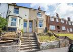 2 bedroom end of terrace house for sale in Mayfield Avenue, Dover, CT16