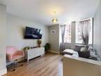 2 bedroom Flat to rent, Mercury Gardens, Romford, RM1 £1,650 pcm