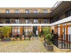 Maisonette for sale in Tooting High Street, London, SW17 (Ref 223919)