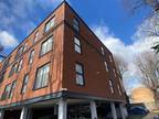 2 bed flat to rent in Apex House, DA11, Gravesend