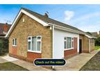 3 bedroom detached bungalow for sale in Chantry Way East, Swanland
