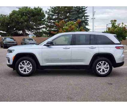 2022 Jeep Grand Cherokee Limited is a Silver 2022 Jeep grand cherokee Limited Car for Sale in Denver CO