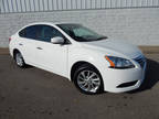 2015 Nissan Sentra White, 44K miles