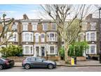 3 bed flat for sale in Hanley Road, N4, London