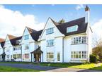 3 bedroom flat for sale in Leicester House, Watts Road, Thames Ditton, KT7