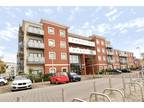 Heron House, Rushley Way, Reading, Berkshire, RG2 2 bed apartment to rent -