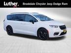 2024 Chrysler Pacifica White, new