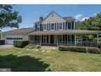 Contemporary, Detached - LEESBURG, VA 41383 Springfield Ln