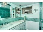 Condo For Sale In Longboat Key, Florida