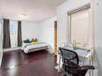 Delightful double bedroom close to Finch West Station