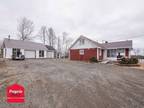 One-and-a-half-storey house for sale (Abitibi-Témiscamingue) #QO999 MLS :