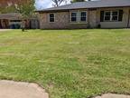 Home For Rent In Richwood, Texas