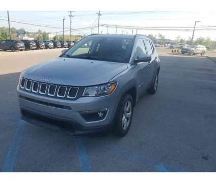 2018 Jeep Compass Latitude is a Silver 2018 Jeep Compass Latitude SUV in Nicholasville KY
