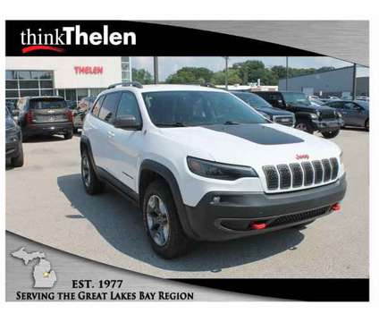 2019 Jeep Cherokee Trailhawk is a White 2019 Jeep Cherokee Trailhawk SUV in Bay City MI