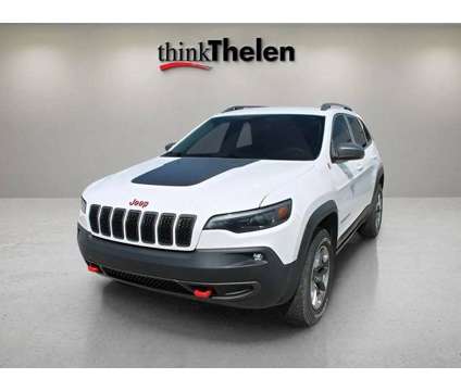 2019 Jeep Cherokee Trailhawk is a White 2019 Jeep Cherokee Trailhawk SUV in Bay City MI