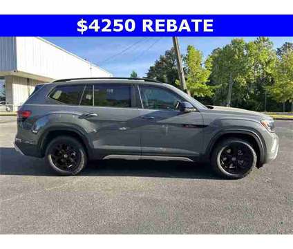 2024 Volkswagen Atlas 2.0T Peak Edition SE w/Technology is a Grey 2024 Volkswagen Atlas SUV in Birmingham AL