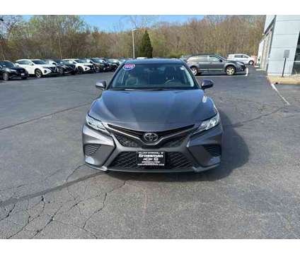 2020 Toyota Camry SE is a Grey 2020 Toyota Camry SE Sedan in Old Saybrook CT
