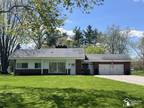 Home For Sale In Petersburg, Michigan