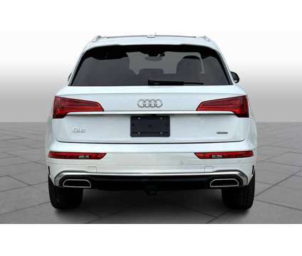 2022UsedAudiUsedQ5 is a White 2022 Audi Q5 Car for Sale in Grapevine TX