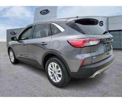 2022 Ford Escape SE is a Grey 2022 Ford Escape SE Car for Sale in Dundalk MD