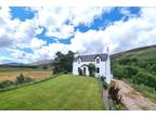 4 bed house for sale in Ballinluig Farm House, PH22, Aviemore