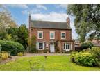 5 bedroom character property for sale in Freasley, Tamworth, B78