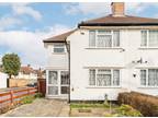 House - terraced for sale in Summerhouse Avenue, Hounslow, TW5 (Ref 220951)