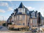 Flat for sale in Muswell Hill, London, N10 (Ref 220790)
