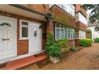 1 Bedroom Flat for Sale in Coombe Court