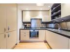 2 Bedroom Flat for Sale in Westferry Circus