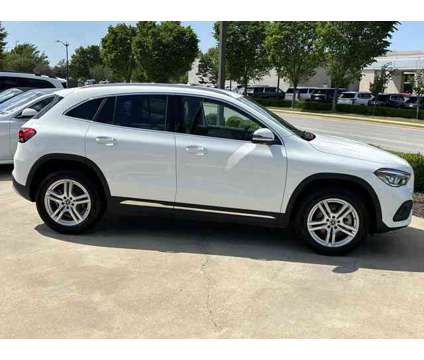 2022 Mercedes-Benz GLA GLA 250 is a White 2022 Mercedes-Benz G Car for Sale in Bentonville AR