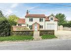 4 bedroom cottage for sale in Watton, IP25