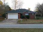 813 Maple St, Prairie Grove, Ar 72753