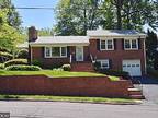 4520 41st St N, Arlington, Va 22207