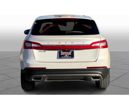 2017UsedLincolnUsedMKXUsedFWD is a Silver, White 2017 Lincoln MKX Car for Sale in El Paso TX