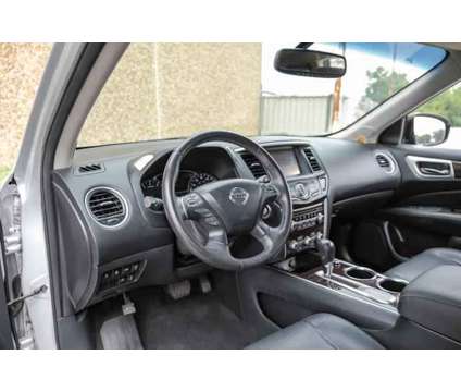 2014 Nissan Pathfinder for sale is a Silver 2014 Nissan Pathfinder Car for Sale in Addison TX