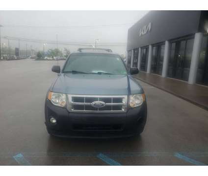 2011 Ford Escape XLT is a Blue 2011 Ford Escape XLT SUV in Nicholasville KY