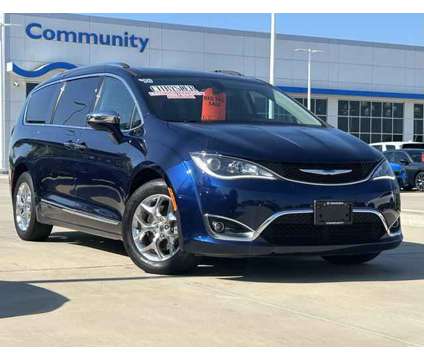 2018 Chrysler Pacifica Limited is a Blue 2018 Chrysler Pacifica Limited Car for Sale in Baytown TX
