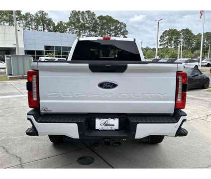 2024 Ford F-250SD XL is a White 2024 Ford F-250 XL Truck in Gainesville FL