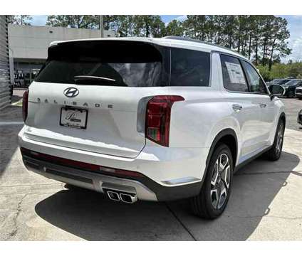 2024 Hyundai Palisade Limited is a White 2024 Limited SUV in Gainesville FL