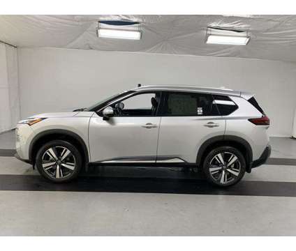 2021 Nissan Rogue SL Intelligent AWD is a Silver 2021 Nissan Rogue SL Station Wagon in Cicero NY